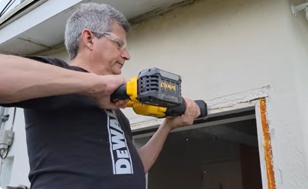 door repair minneapolis