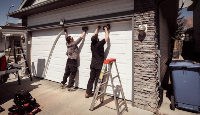 minneapolis garage door repair